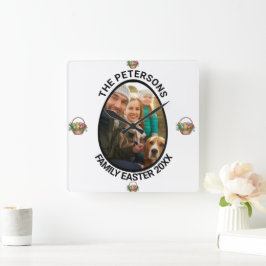 Gepersonaliseerde Familie Paasei Fotomand Vierkante Klok