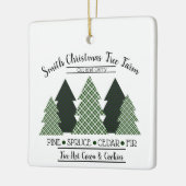 Gepersonaliseerde familienaam Plaid Christmas Tree Keramisch Ornament (Links)