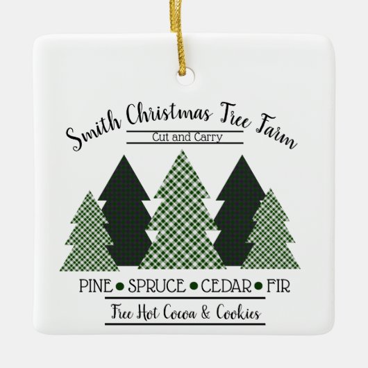 Gepersonaliseerde familienaam Plaid Christmas Tree Keramisch Ornament (Voorkant)