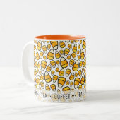Gepersonaliseerde favoriete Drinken Candy Corn Pat Tweekleurige Koffiemok (Voorkant links)