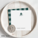 Gepersonaliseerde feestdag in Sketched Pines Mini Notitiekaartje<br><div class="desc">Perfect voor snelle notities bij de feestdagen,  deze mini vierkante kaarten hebben een enkele hand geschetste dennenboom illustratie,  met jouw naam of keuze of personalisatie eronder in klassieke belettering. Kaarten keren terug naar een rustiek tonaal buffelpatroon.</div>