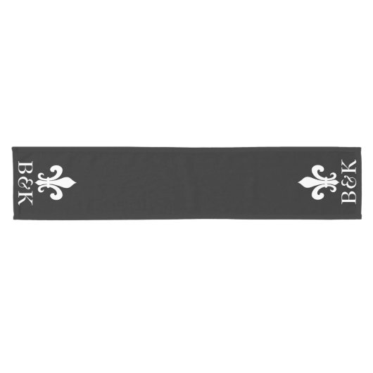 Gepersonaliseerde fleur de lis tafelloper voor bru (Horizontaal)