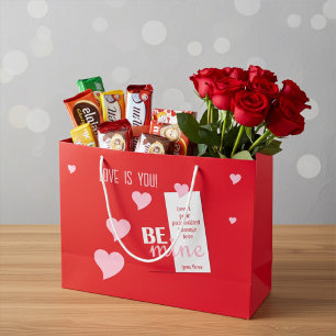 Gepersonaliseerde Flirterige Roze Harten op Rood v Groot Cadeauzakje