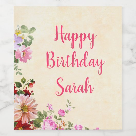 Gepersonaliseerde Floral  Script Happy Birthday Wijn Etiket (Enkel label)