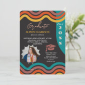 Gepersonaliseerde foto 2025 Retro Funky Afstuderen Kaart (Staand voorkant)