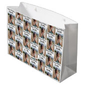 Gepersonaliseerde foto en naam Verjaardags Wrap Groot Cadeauzakje (Achterkant Gekanteld)
