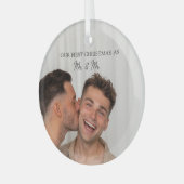 Gepersonaliseerde foto Onze eerste kerst Mr en Mr. Glas Ornament (Voorkant links)