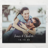 Gepersonaliseerde foto Script Naam Datum Modern Sparkling Wijnetiket (Enkel label)