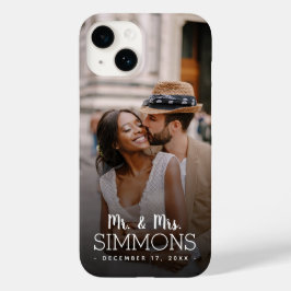 Gepersonaliseerde foto van Mr en Mrs Monogram Wedd Case-Mate iPhone 14 Hoesje