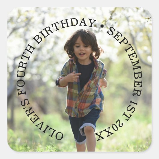 Gepersonaliseerde foto verjaardagsklassieke vierka vierkante sticker (Voorkant)