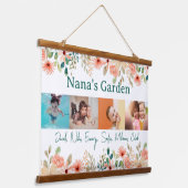 Gepersonaliseerde fotocollage Nana oma's tuin Hangend Wandkleed (Gebogen)