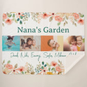 Gepersonaliseerde fotocollage Nana oma's tuin Sherpa Deken (Voorkant (horizontaal))