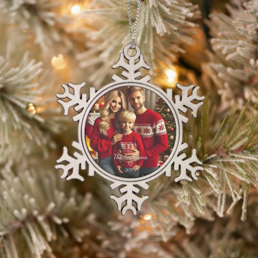Gepersonaliseerde fotofamilie tin sneeuwvlok ornament (Boom)