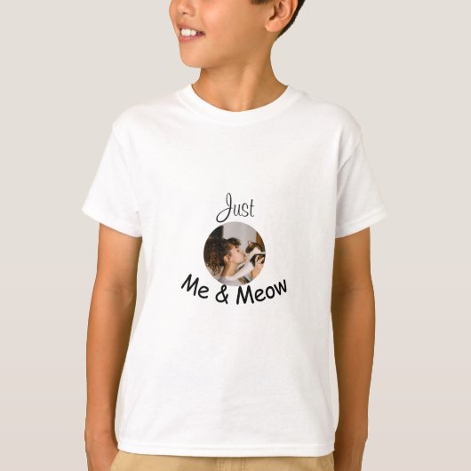 Gepersonaliseerde fotosjabloon "Just Me and Meow"  T-shirt (Voorkant)