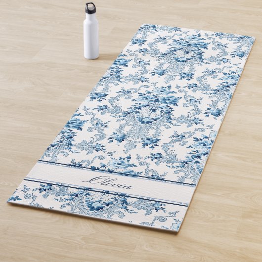 Gepersonaliseerde Franse Rococo Blue & White Flora Yogamat (In situ)