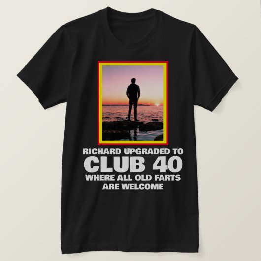 Gepersonaliseerde Funny 40th Milestone Birthday T- T-shirt (Design voorkant)