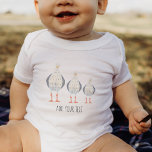 Gepersonaliseerde Funny Seagull Romper<br><div class="desc">Schattigee en grappige meeuw gepersonaliseerde baby bodysuit.</div>