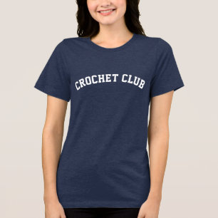 Gepersonaliseerde gehaakte clubnaam op achterblokt Tri-Blend shirt
