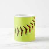 Gepersonaliseerde gele softball koffiemok (Center)