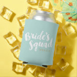 Gepersonaliseerde geschenken van Mint Bride's Squa Blikjeskoeler<br><div class="desc">Aangepaste bridale koelboxxen met afbeelding "Bride's Squad" in een stijlvol penseelscript. Pas het aan met je trouwdatum,  trouwhashtag,  bruidsnamen of andere aangepaste tekst. Unieke cadeau voor bruid,  bruidsmeisjes en bruiloft.</div>