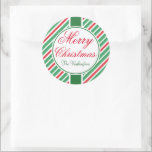 Gepersonaliseerde gestreepte Merry Christmas Label<br><div class="desc">Pas deze feestelijke,  snoep Peppermint striped label stickers van het kerstcadeau van de groente door de naam te veranderen aan. Gebruik deze rode kerstcadeaulabels voor kerstcadeaus,  cadeautjes,  snoep,  cadeautassen,  pakketten,  bakken,  kerstkoekjes,  enz..Het ontwerp komt uit de oorspronkelijke kunst.</div>
