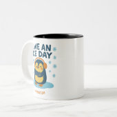 Gepersonaliseerde Gezellige Pinguïn Mok - "Heb een (Voorkant links)