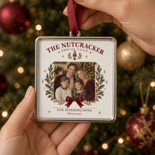 Gepersonaliseerde gezinsfoto met vintage notenkrak metalen ornament