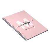 Gepersonaliseerde Girly Blush Pink Monogram Notitieboek (Rechterzijde)