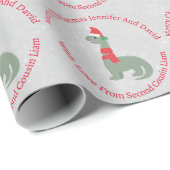 Gepersonaliseerde glimlachende Holly Kerstdinosaur Cadeaupapier (Rol Hoek)