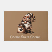 Gepersonaliseerde Gnome Sweet Gnome Koffie Gnome Deurmat (Voorkant)