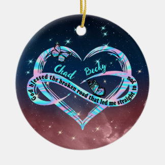 Gepersonaliseerde God zegende de gebroken weg die Keramisch Ornament