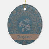Gepersonaliseerde Gouden Blauwgroen Rococo Lotus D Keramisch Ornament (Links)