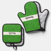 Gepersonaliseerde groene en witte polka dot ovenwant & pannenlap set (Voorkant / Achterkant)