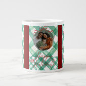 Gepersonaliseerde groene gingham kerst grote koffiekop (Voorkant)