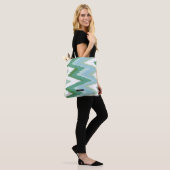 Gepersonaliseerde groene Ikat Chevron Pattern Brid Tote Bag (Op model)