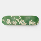 Gepersonaliseerde groene lente witte bloemen skate persoonlijk skateboard (Horizontaal)