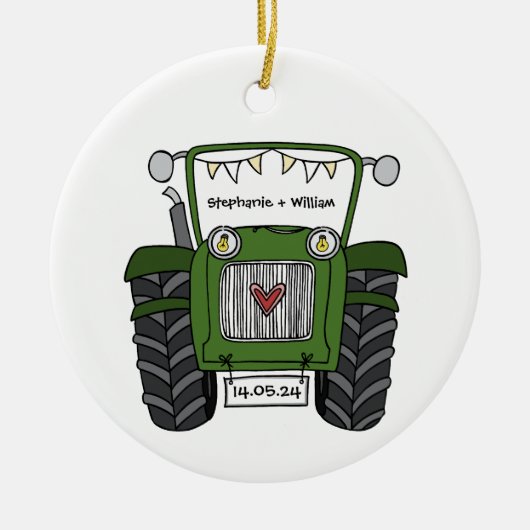 Gepersonaliseerde groene tractor land bruiloft cad keramisch ornament (Voorkant)