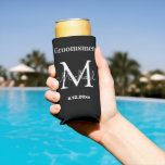 gepersonaliseerde groomsmen, zwarte witte kerkbrui seltzer blikjeskoeler<br><div class="desc">elegante gepersonaliseerde groomsmen,  zwarte witte Koelbox voor het huwelijk. U kunt achtergrondkleur en lettertype wijzigen.</div>