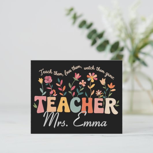 Gepersonaliseerde Groovy Flowers Teacher Custom Gi (Staand voorkant)