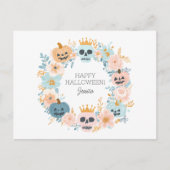 Gepersonaliseerde Halloween Skull Pumpkin Floral C Feestdagenkaart (Voorkant)