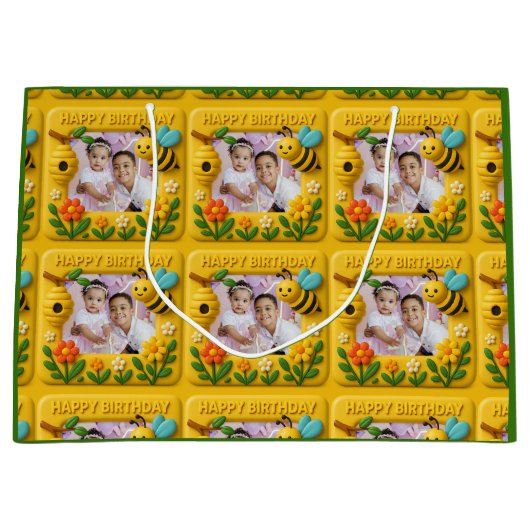 Gepersonaliseerde Happy Birthday Schattigee bijen Groot Cadeauzakje (Voorkant)