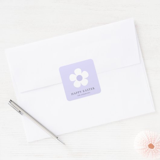 Gepersonaliseerde Happy Easter Paarse Daisy Vierkante Sticker (Envelop)