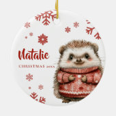 Gepersonaliseerde Hedgehog Christmas Snowflake Keramisch Ornament (Achterkant)