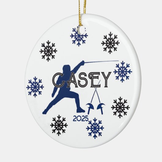 Gepersonaliseerde hekwerk silhouet en sneeuwvlok keramisch ornament (Links)