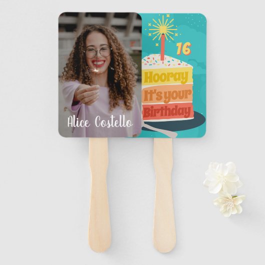 Gepersonaliseerde hoera Het zijn je verjaardagsfan Handwaaier (Voorkant en achterkant)