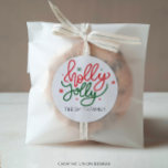 Gepersonaliseerde Holly Jolly Christmas Gift Label<br><div class="desc">Verspreid wat vakantiejuichen met dit feestelijke kerstontwerp. Gebruik het jaar na jaar!</div>