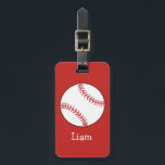 Gepersonaliseerde honkbal op Rode Kinder Jongens Bagagelabel<br><div class="desc">Grote witte honkbal met rode stiksels op een rode achtergrond. De naam van de jongen is geschreven onder het honkbal in grote witte letters. Het telefoonnummer van zijn ouders staat op de achterkant geschreven.</div>