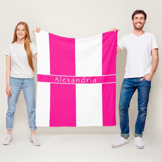 Gepersonaliseerde Hot Pink Stripes Fleece Deken (In situ)