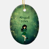 Gepersonaliseerde Ierse Dans Zwart Haar Kerstmis Keramisch Ornament (Achterkant)