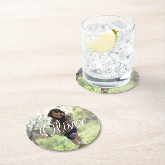 Gepersonaliseerde jongens foto verjaardag schattig ronde kartonnen onderzetter (Insitu)